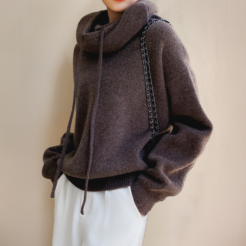 Charlotte | Maglione Con Collo Alto e Cappuccio