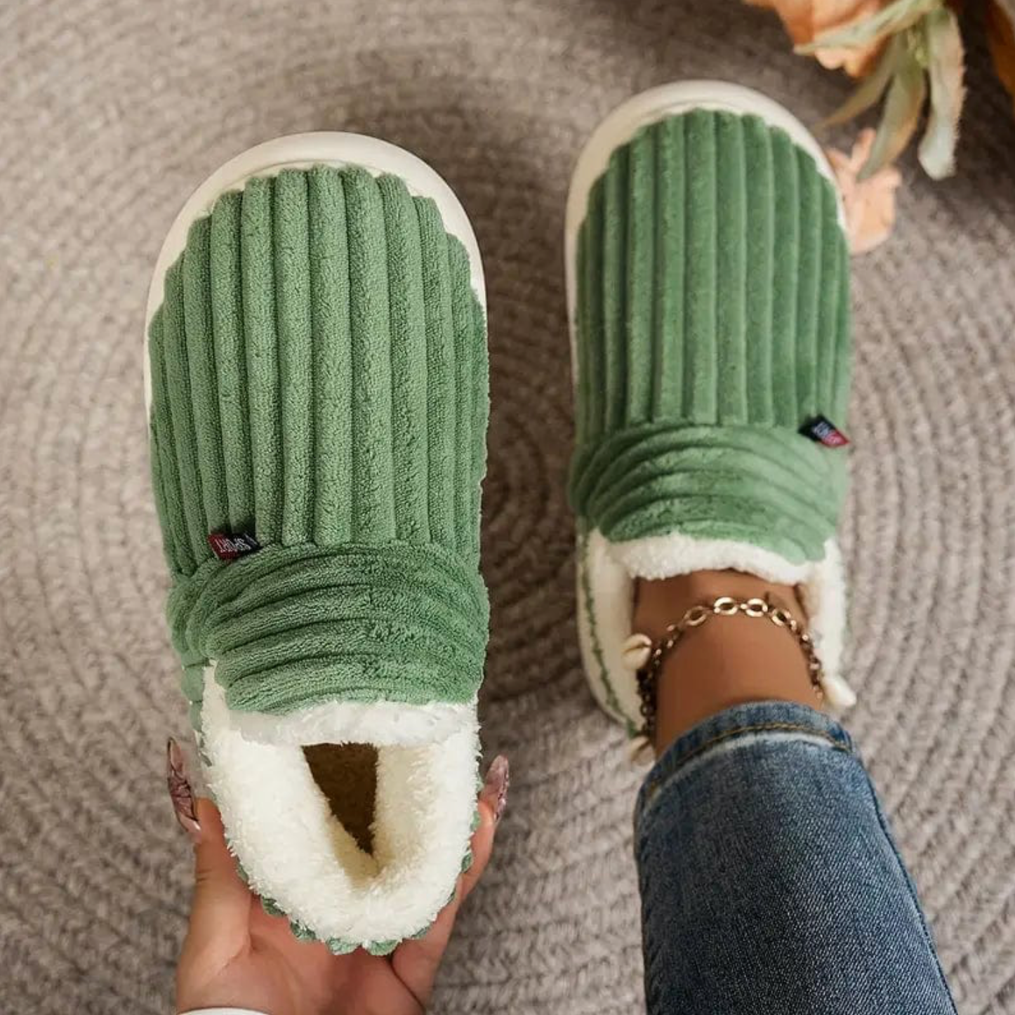 Fluffy | Pantofole Calde in Colori Trendy