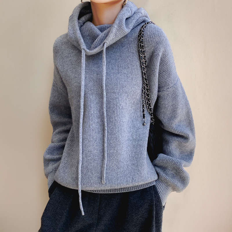Charlotte | Maglione Con Collo Alto e Cappuccio